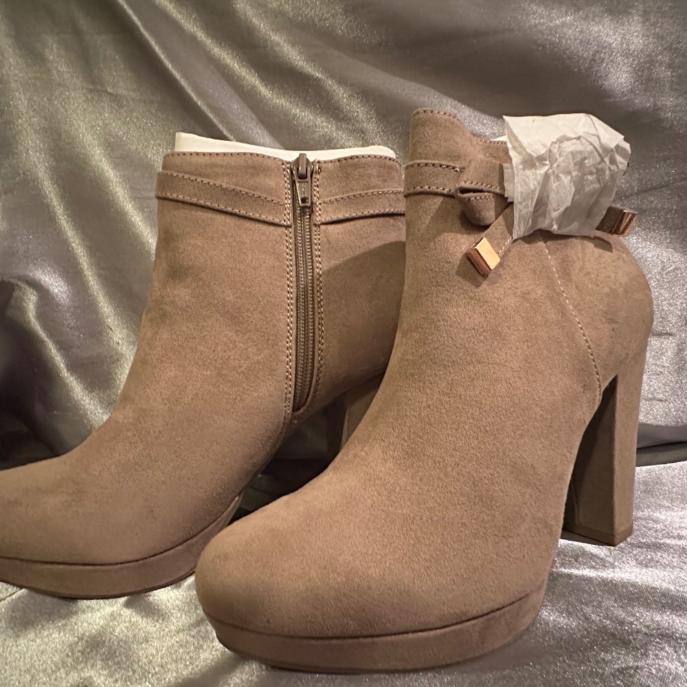 Lauren Conrad Leche Taupe Boots